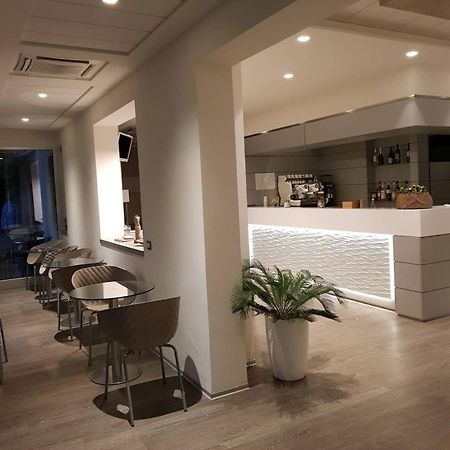 Albergo Aquila Rimini Buitenkant foto