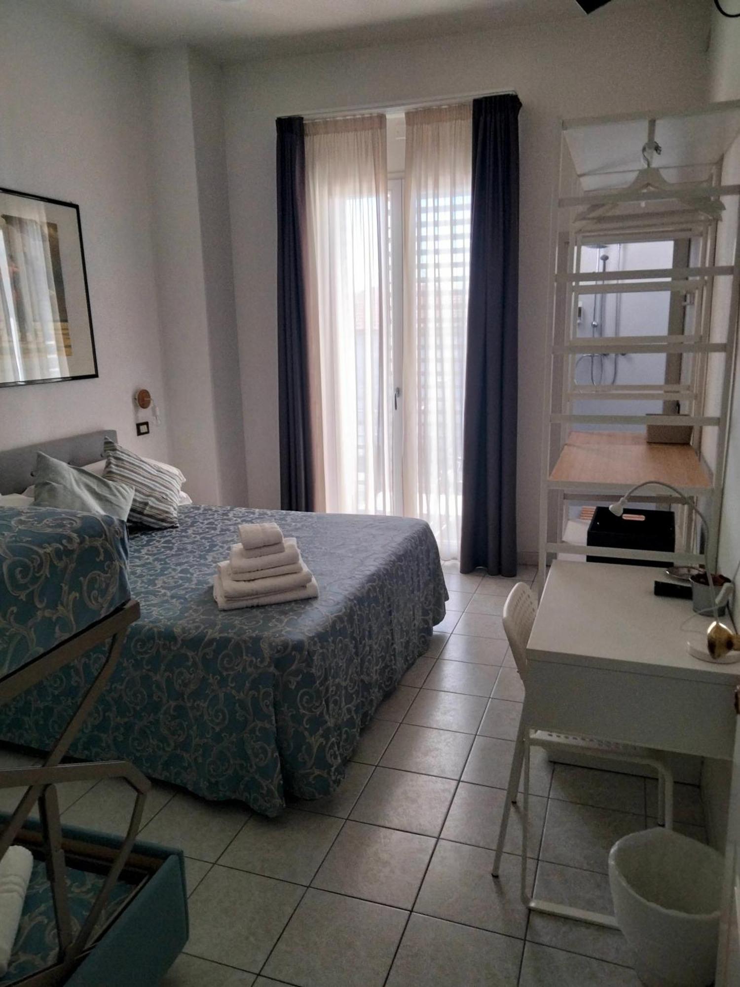 Albergo Aquila Rimini Buitenkant foto